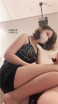 【茹雪】丝袜玉足深喉插吐/清理脏高跟 bf48987  第11张