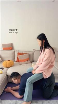 【埋汰】牛仔裤女神玉足踩踏 bf49085  第3张